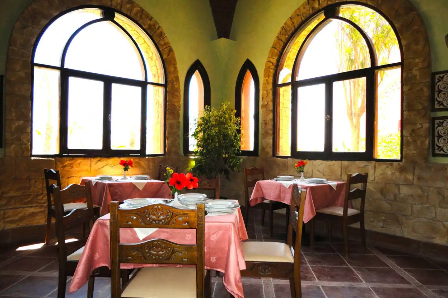 Onatti Beach Resort Restaurant