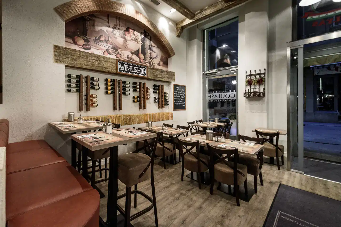 Estilo Fashion Hotel Restaurant