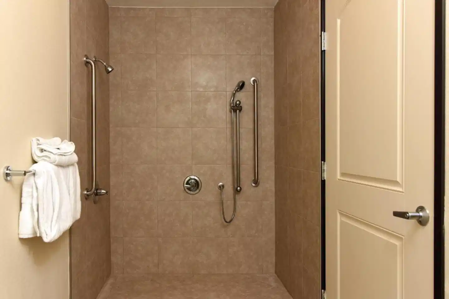 Red Roof Inn Bakersfield Badezimmer