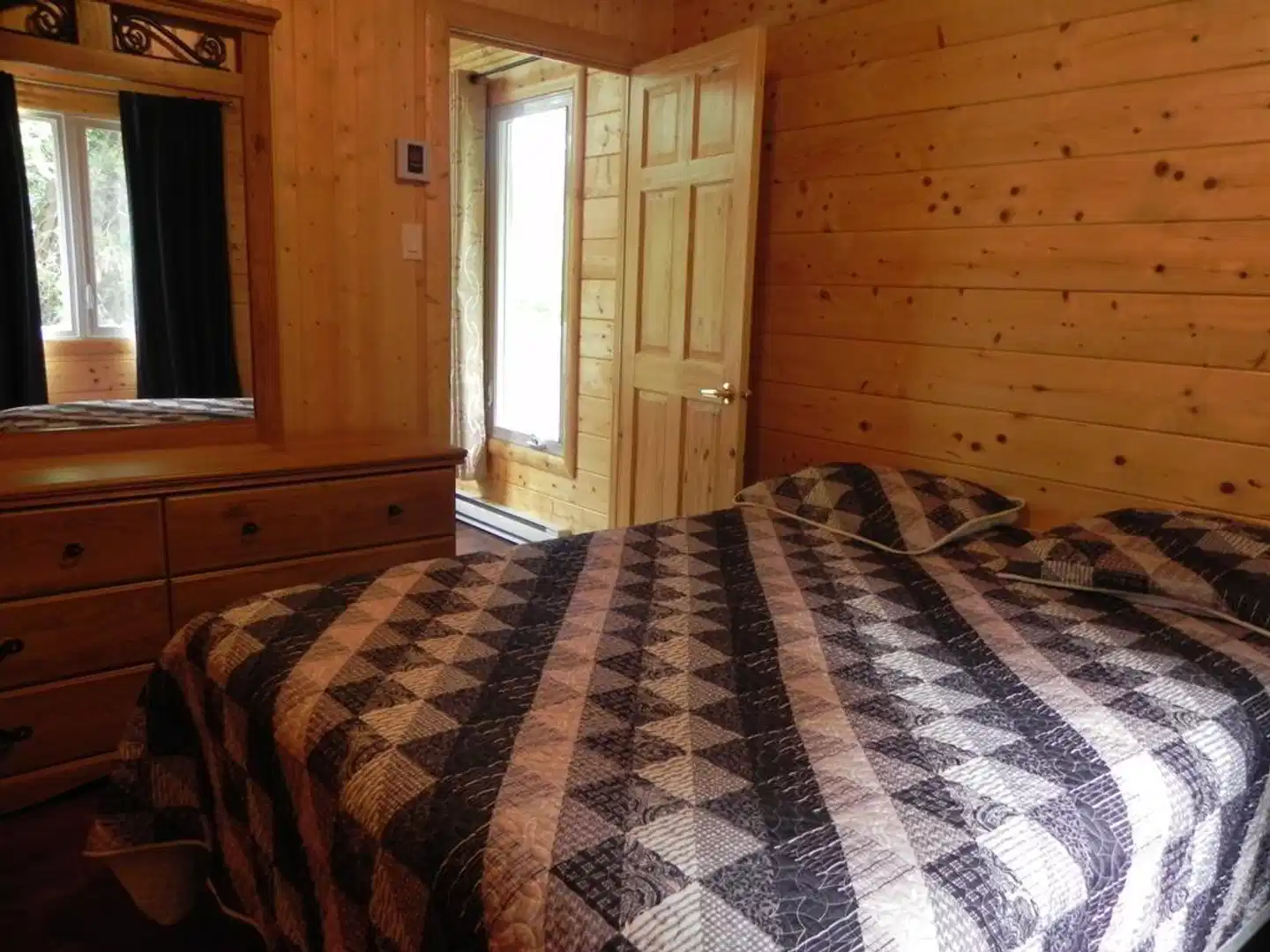 Chalets et Spa Lac Saint-Jean Wohnbeispiel