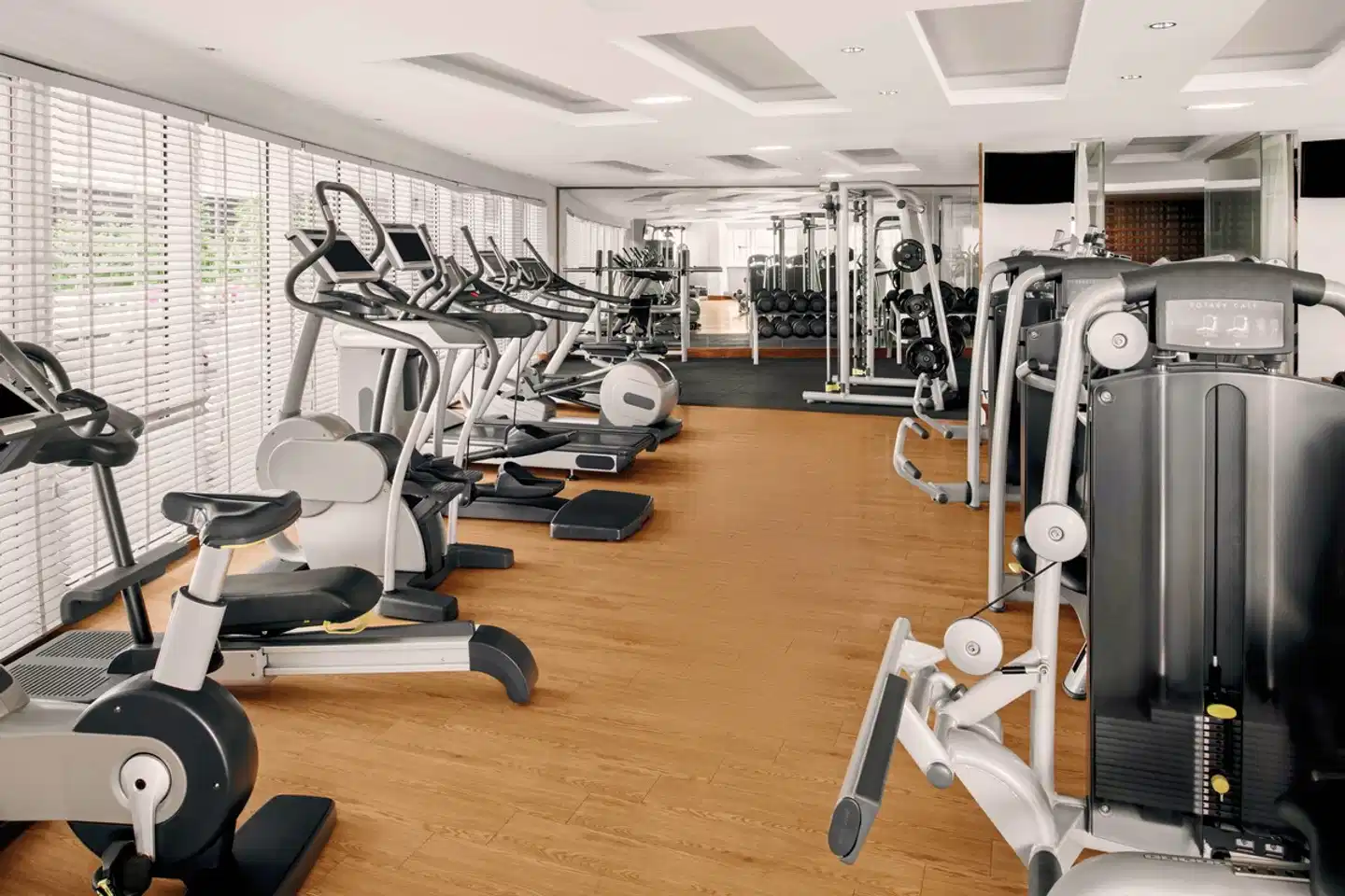 Novotel Dubai Al Barsha Sport und Entertainment