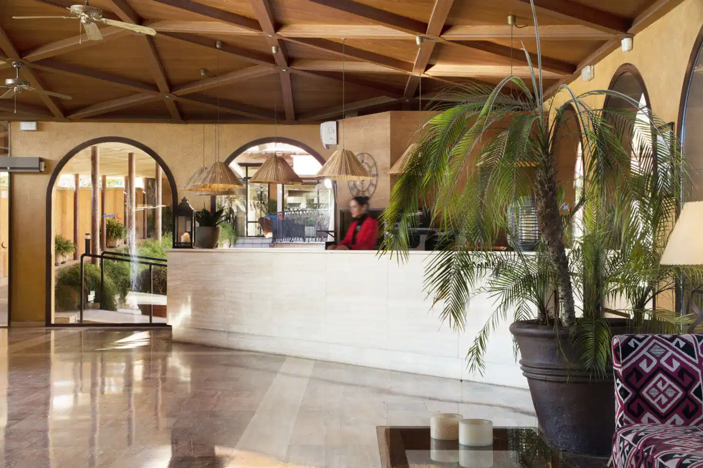 Luna Park Hotel & Spa Lobby