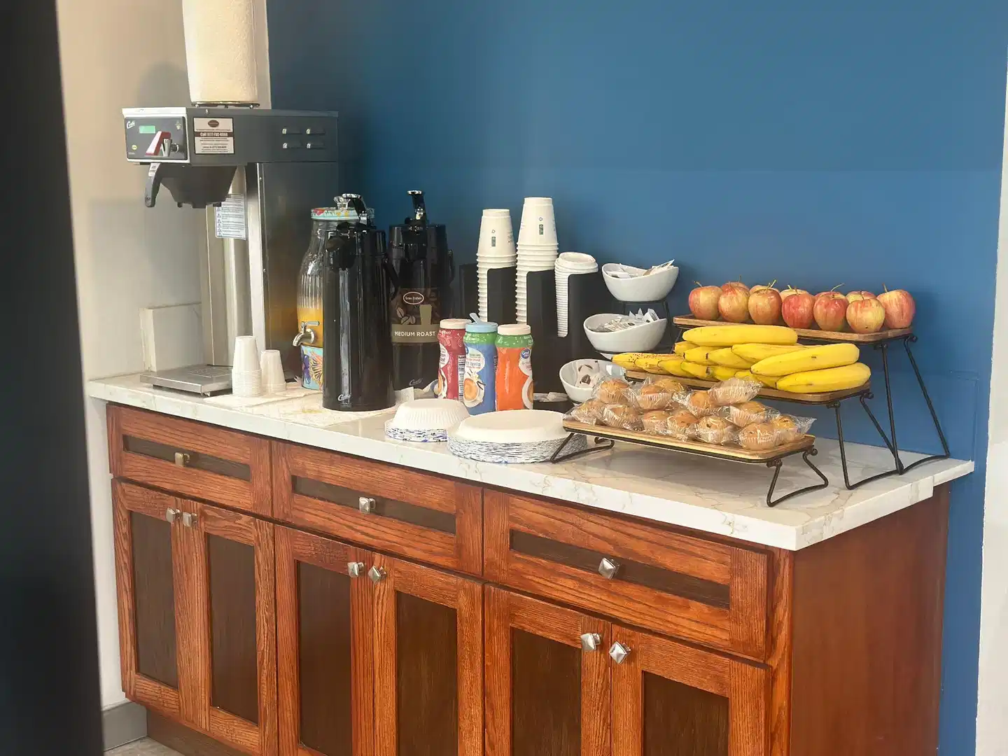 Super 8 by Wyndham Oceanside Downtown Restaurant