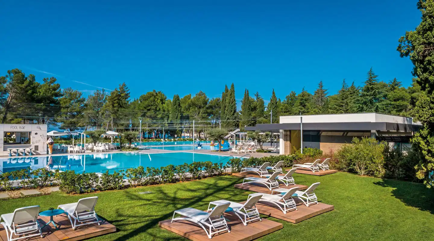 Camping Valkanela Pool