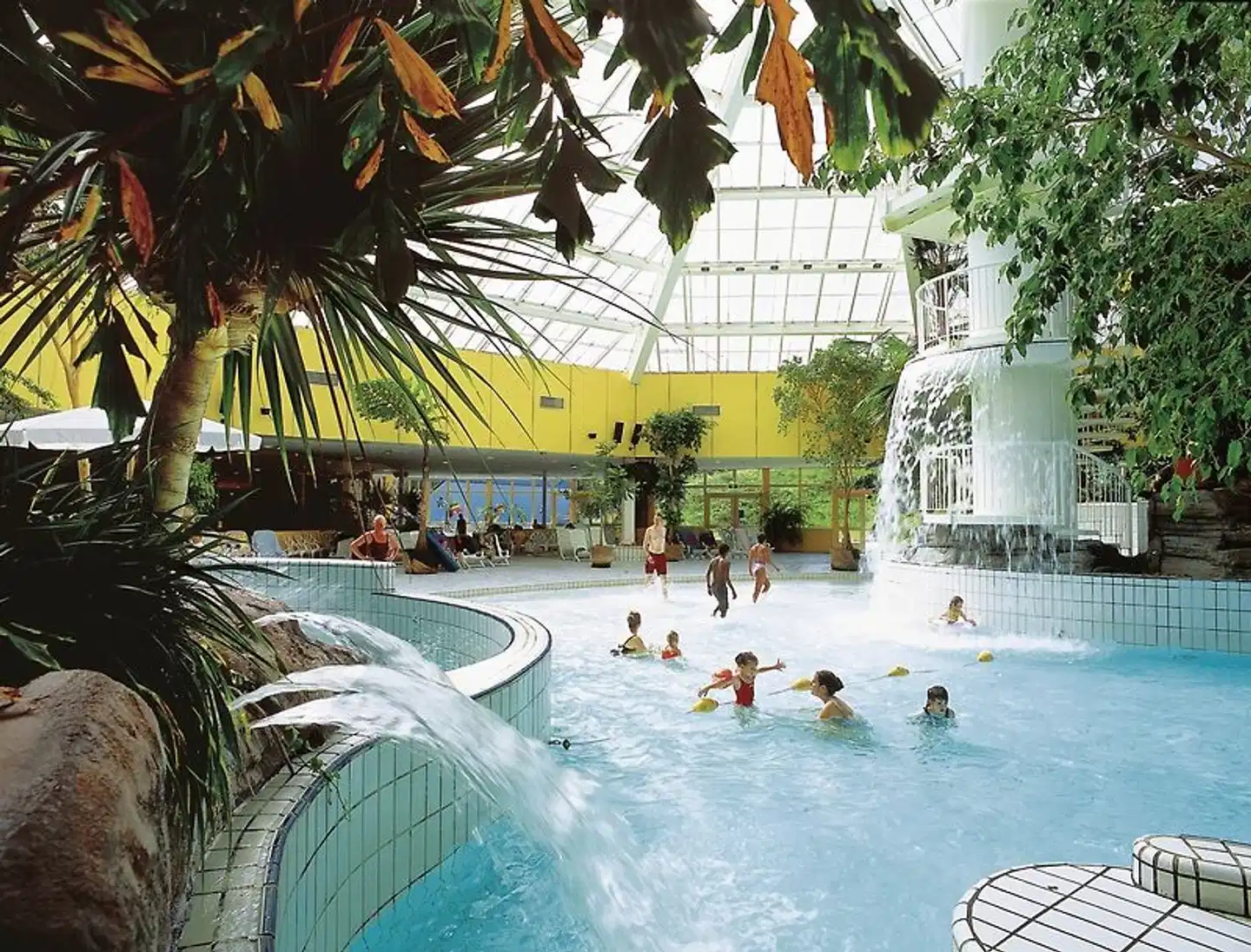 Center Parcs Park Zandvoort (Hotel) Hallenbad