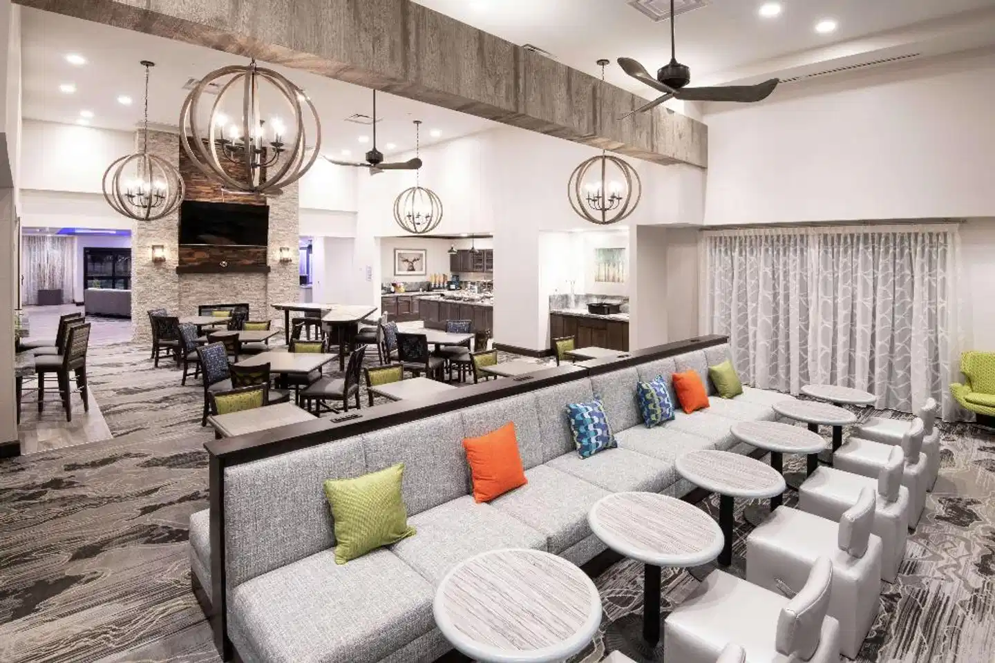 Homewood Suites by Hilton Steamboat Springs Bar