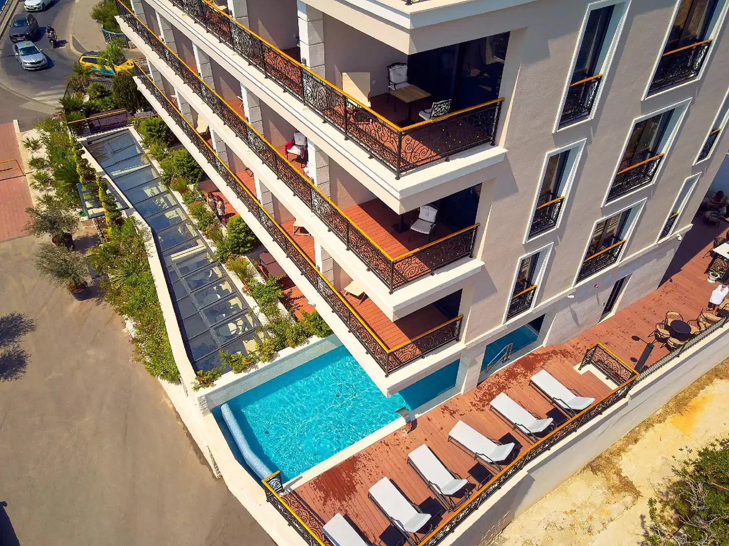 Hotel Villa Harmony Pool