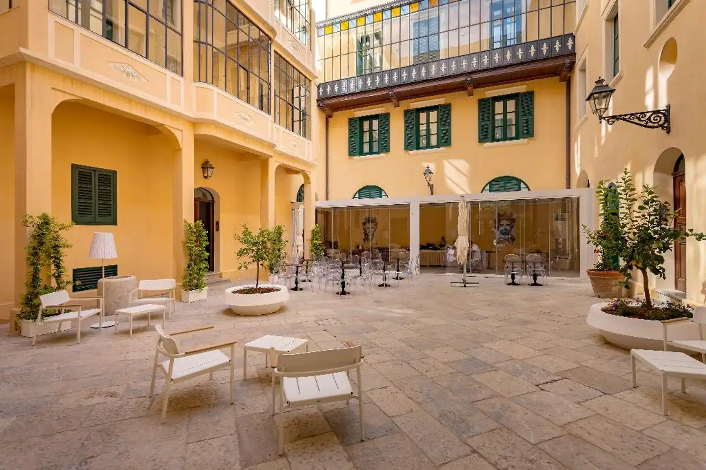 Room of Andrea Terrasse