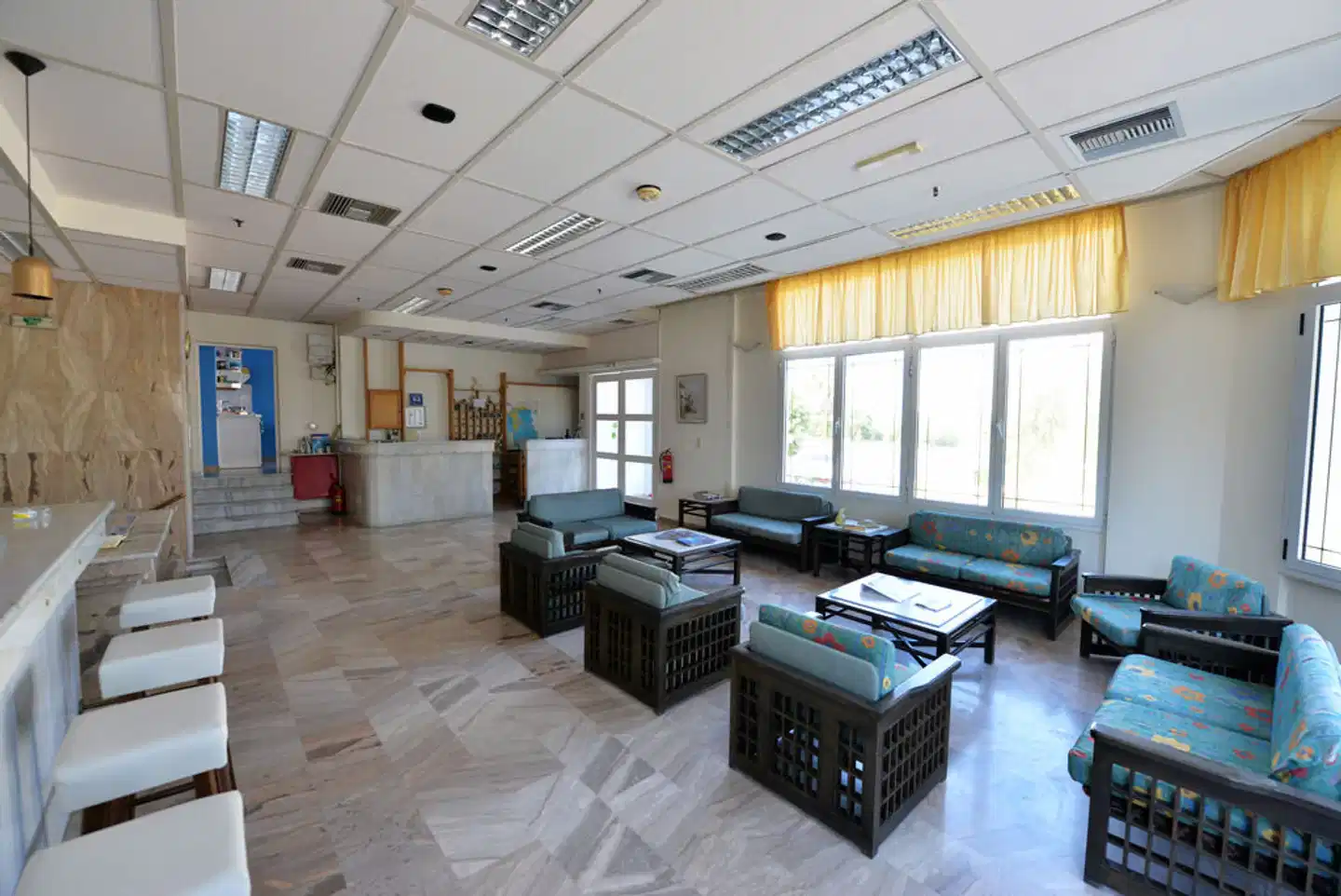 Hotel Anna Apartments Lobby