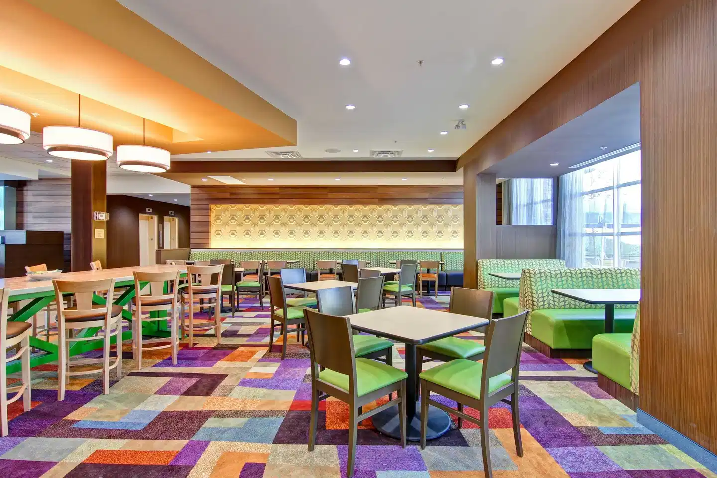 Fairfield Inn & Suites by Marriott Kamloops Restaurant