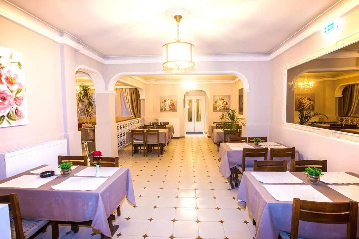 Sirena Beach Hotel Restaurant