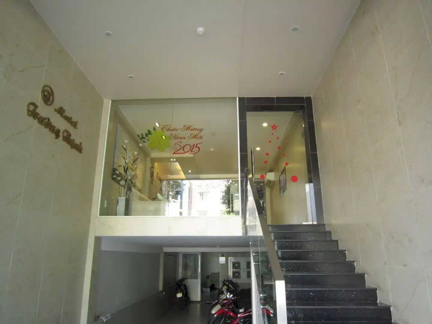 Truong Thinh Hotel Saigon Aussenansicht