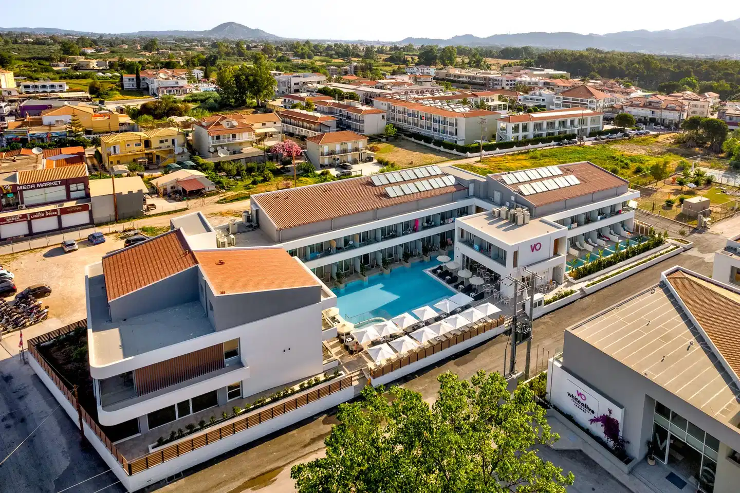 White Olive Premium Hotel Luftaufnahme