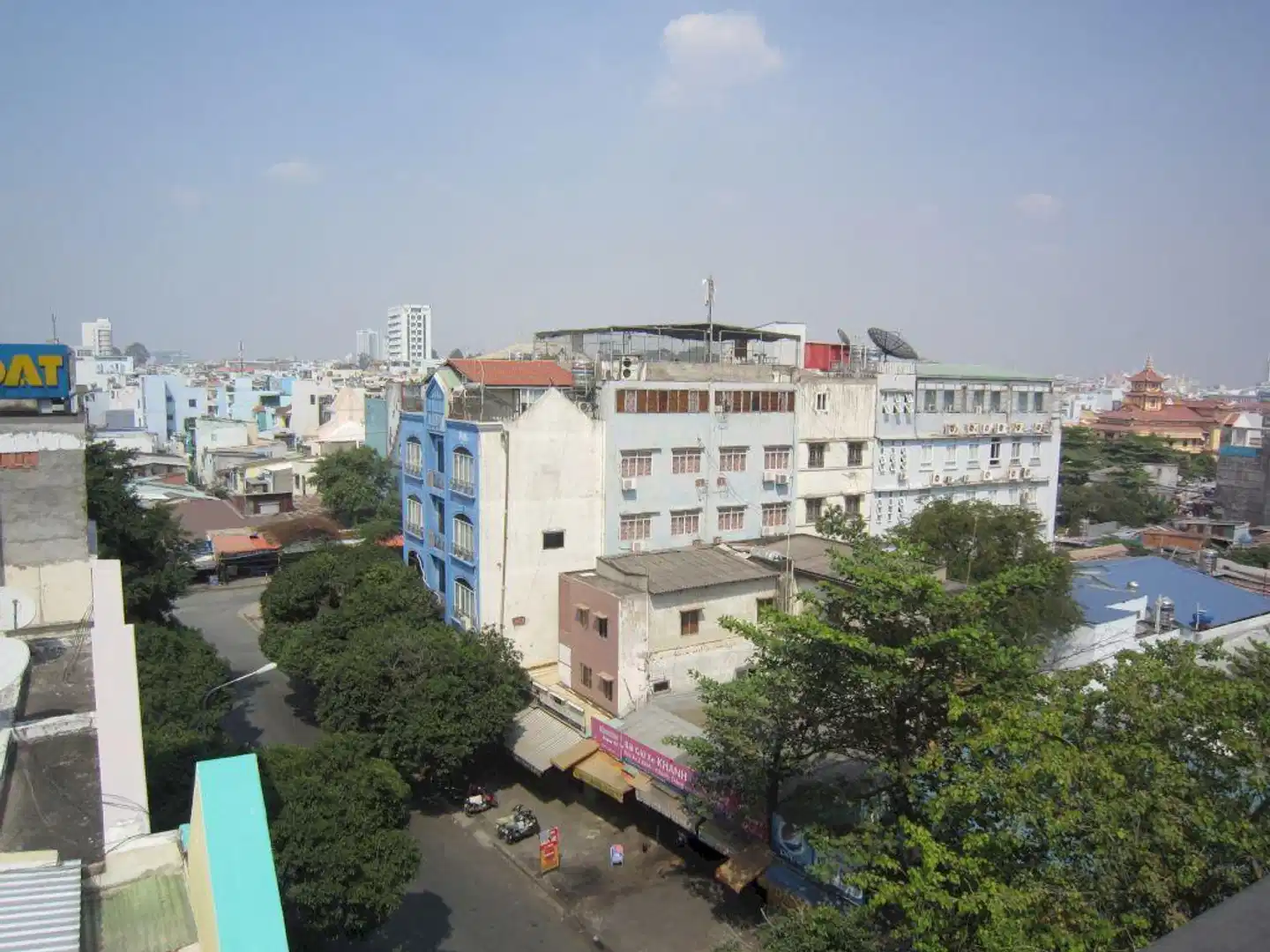 Truong Thinh Hotel Saigon Aussenansicht