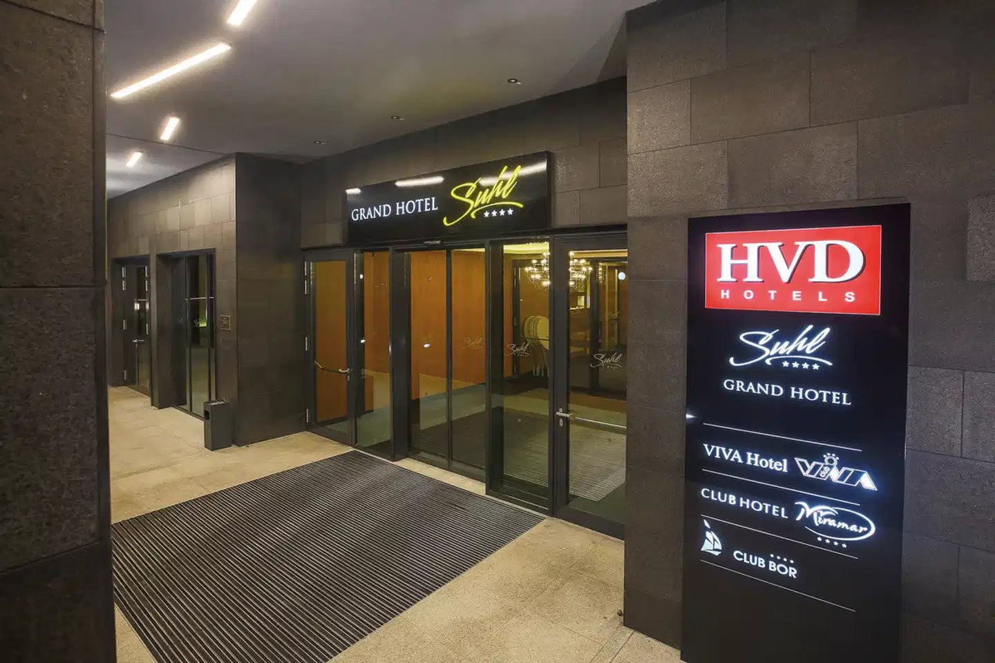 HVD Grand Hotel Suhl Aussenansicht