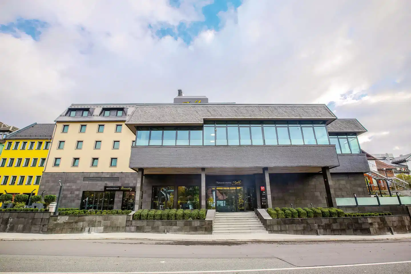 HVD Grand Hotel Suhl Aussenansicht
