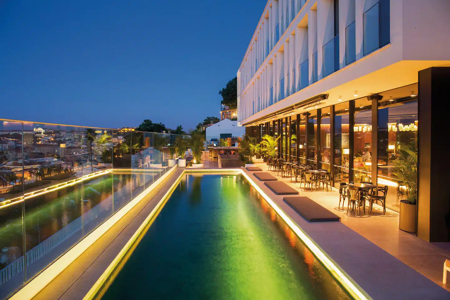 Memmo Principe Real Pool