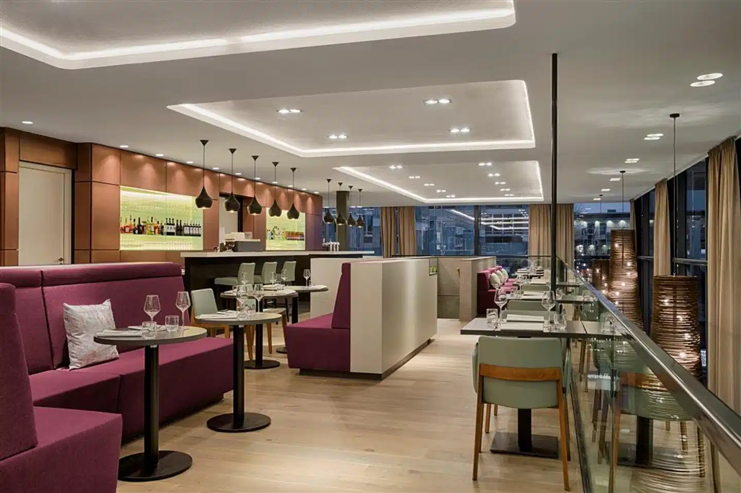 Element by Westin Amsterdam Bar