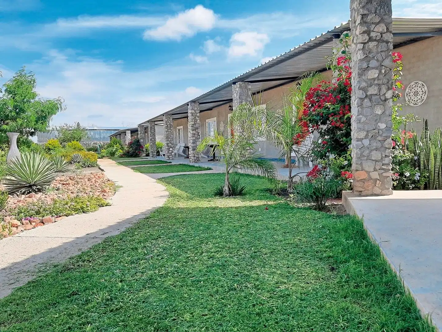 Eldorado Lodge & Camping Aussenansicht