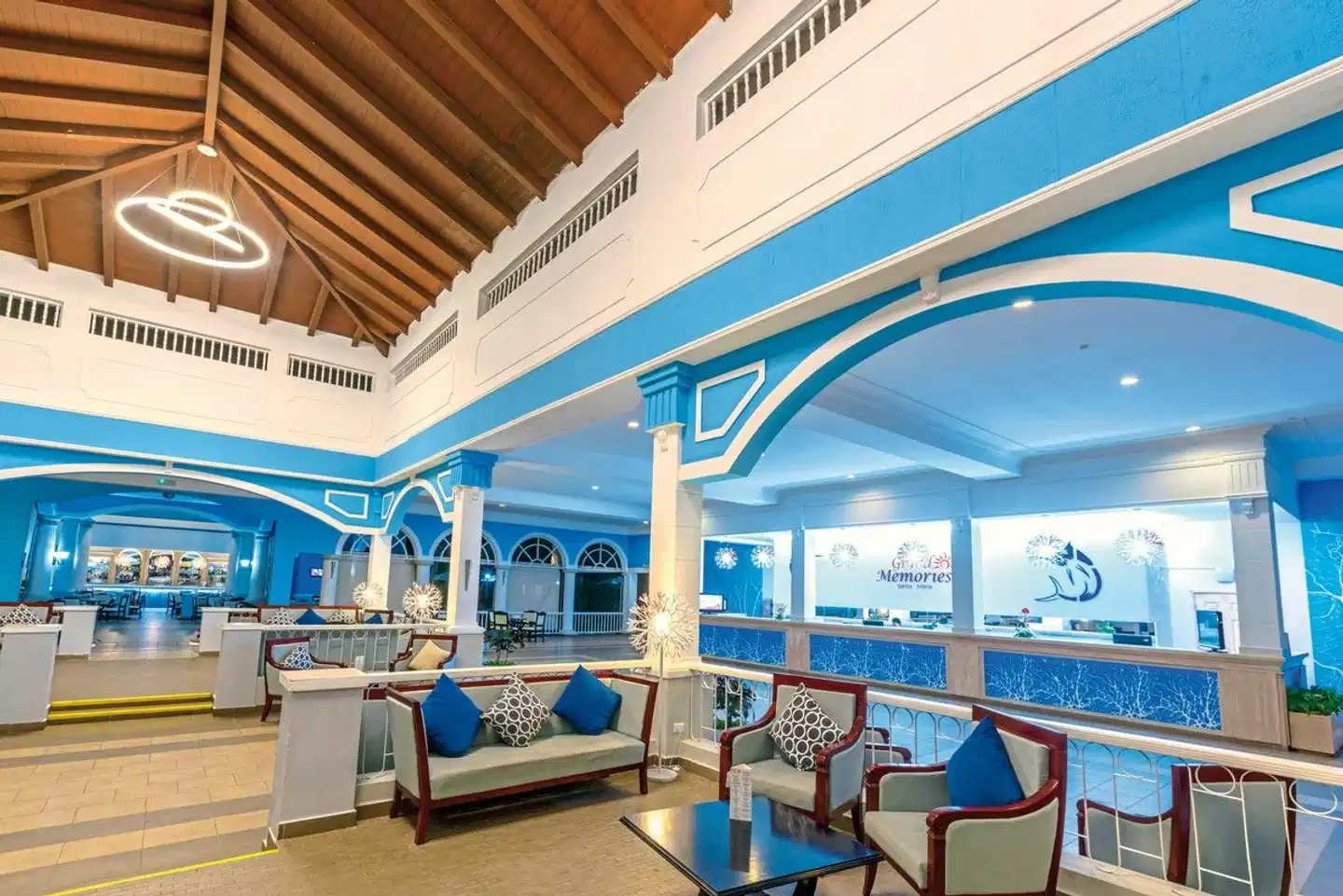 Grand Memories Santa Maria Lobby