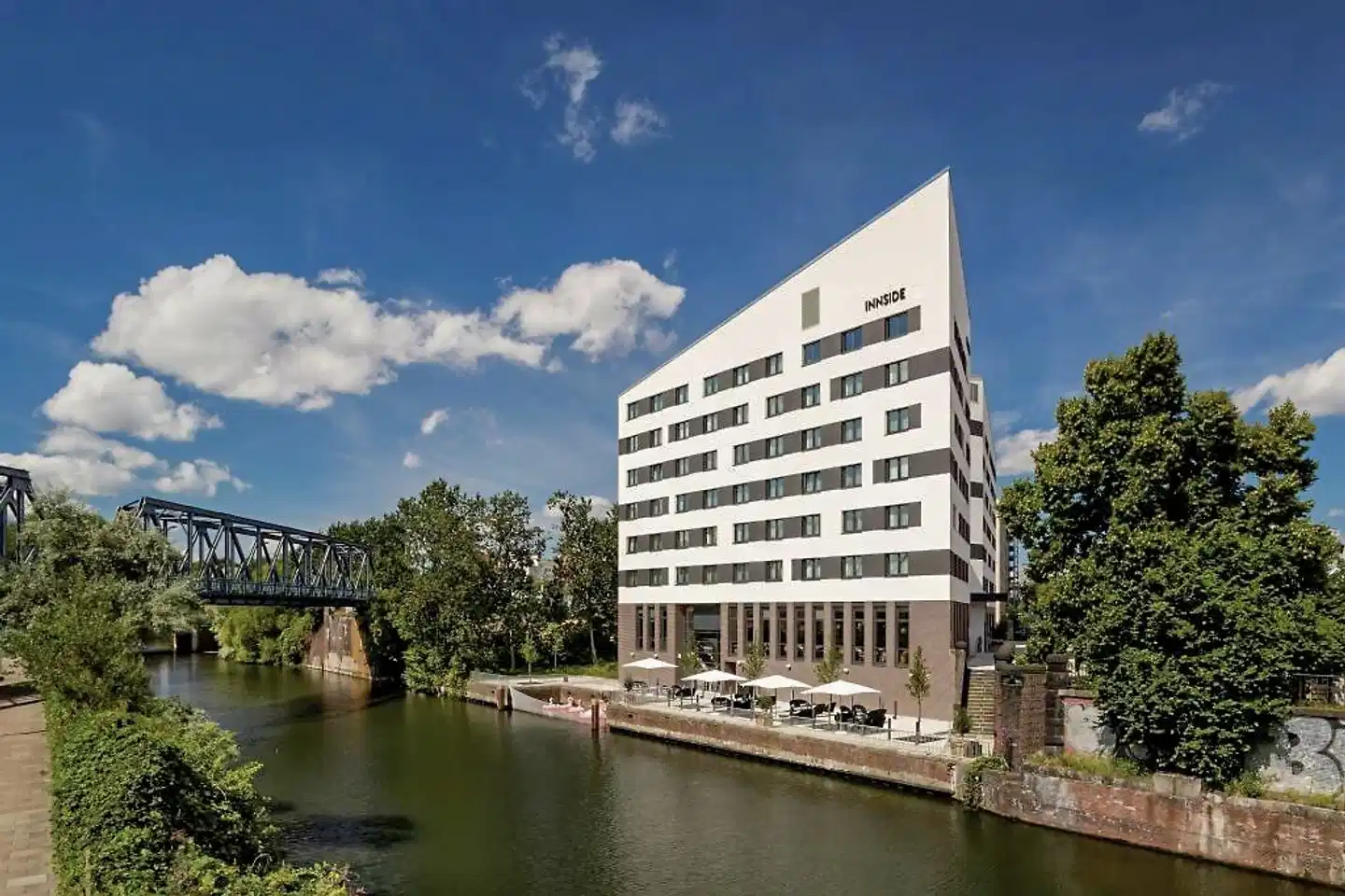 INNSiDE Hamburg Hafen Aussenansicht