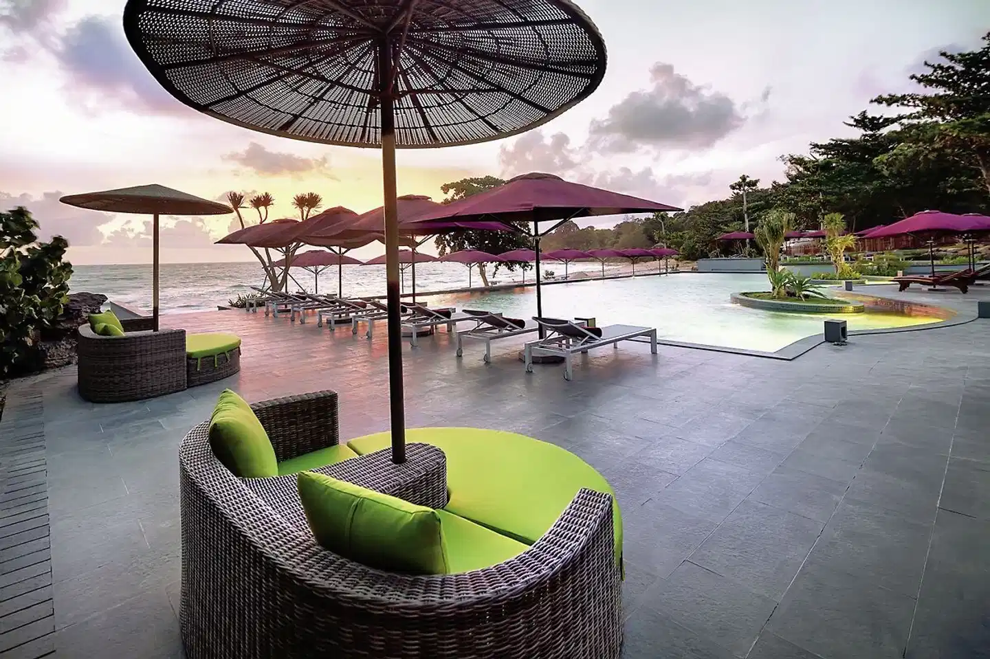 Nam Nghi Coral Peninsula Resort Terrasse