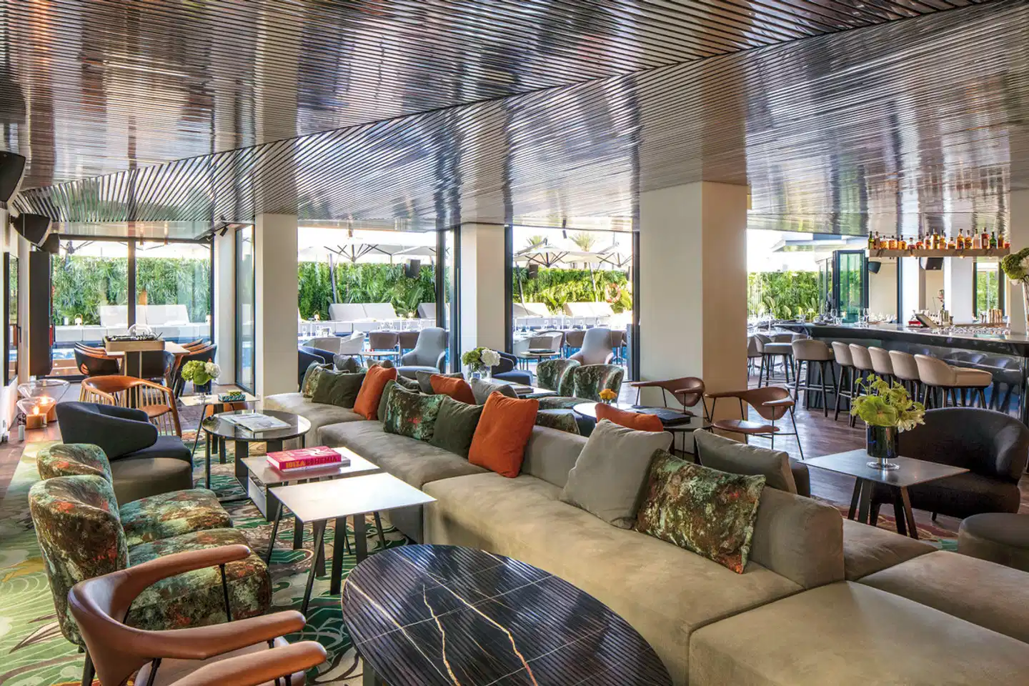 Sir Joan Hotel Lobby