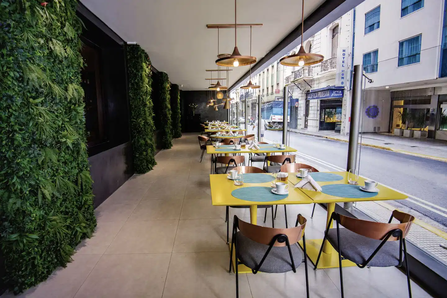 Grand Brizo Buenos Aires Restaurant