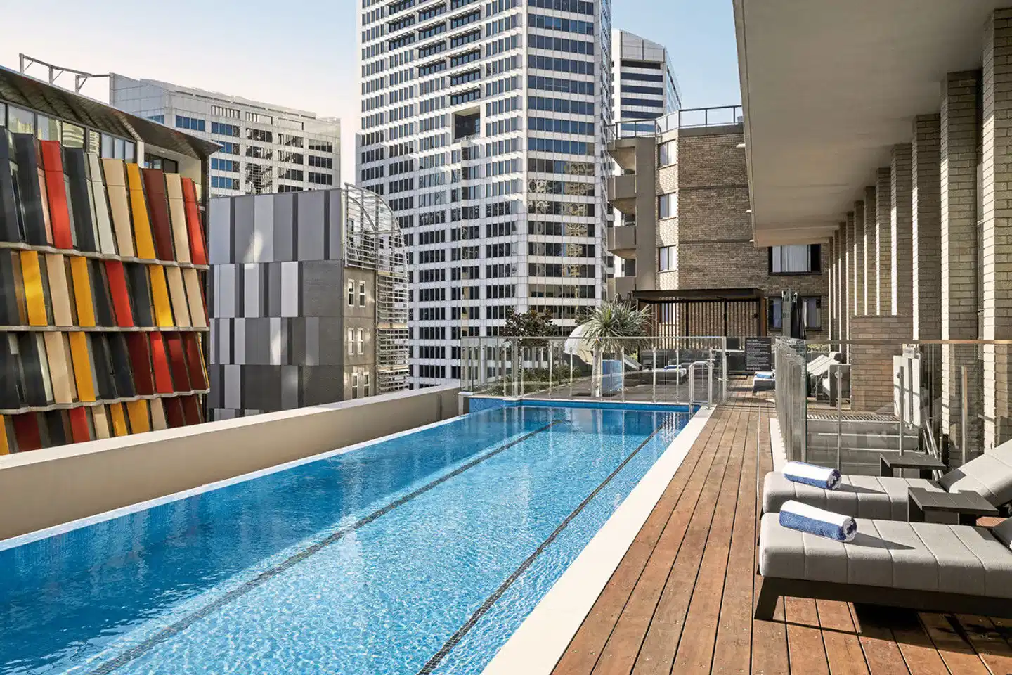 Crowne Plaza Sydney Darling Harbour Pool