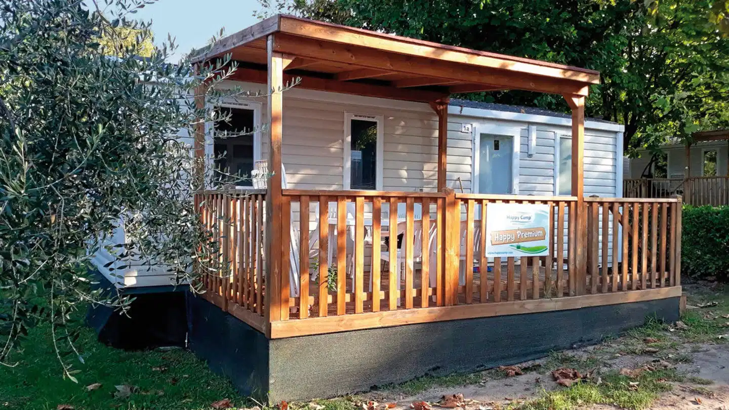 Camping Cisano & San Vito (by Happy Camp) Aussenansicht