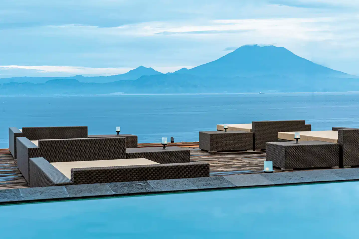 Adiwana Warnakali Pool