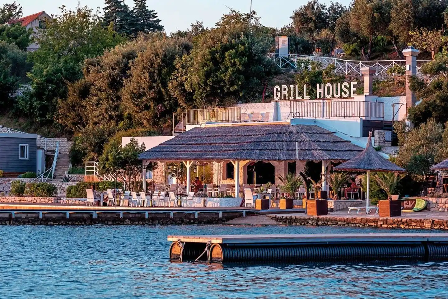 Olivia Green Camping Pool