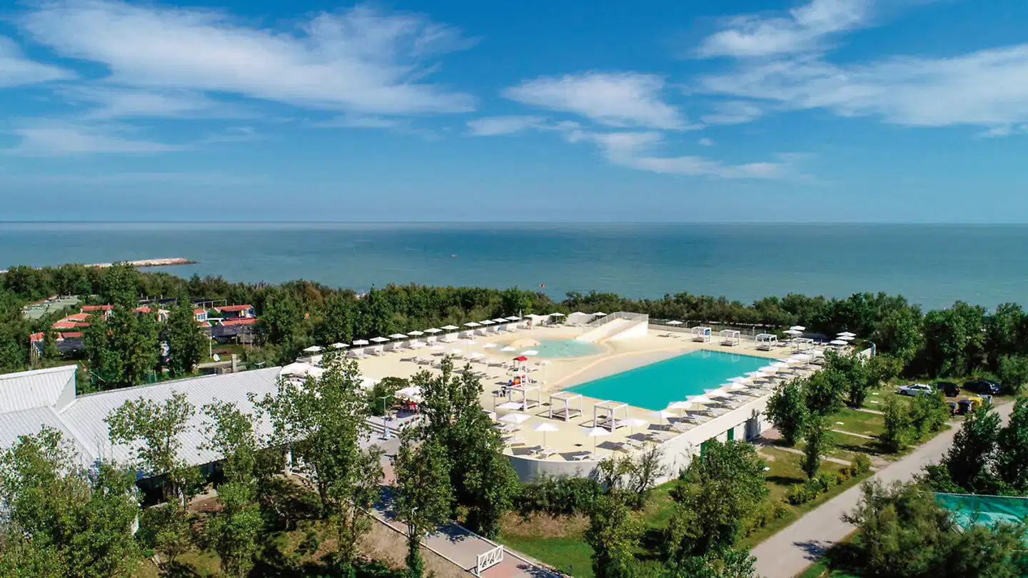 Rosapineta Camping Village - Mobilheime Pool