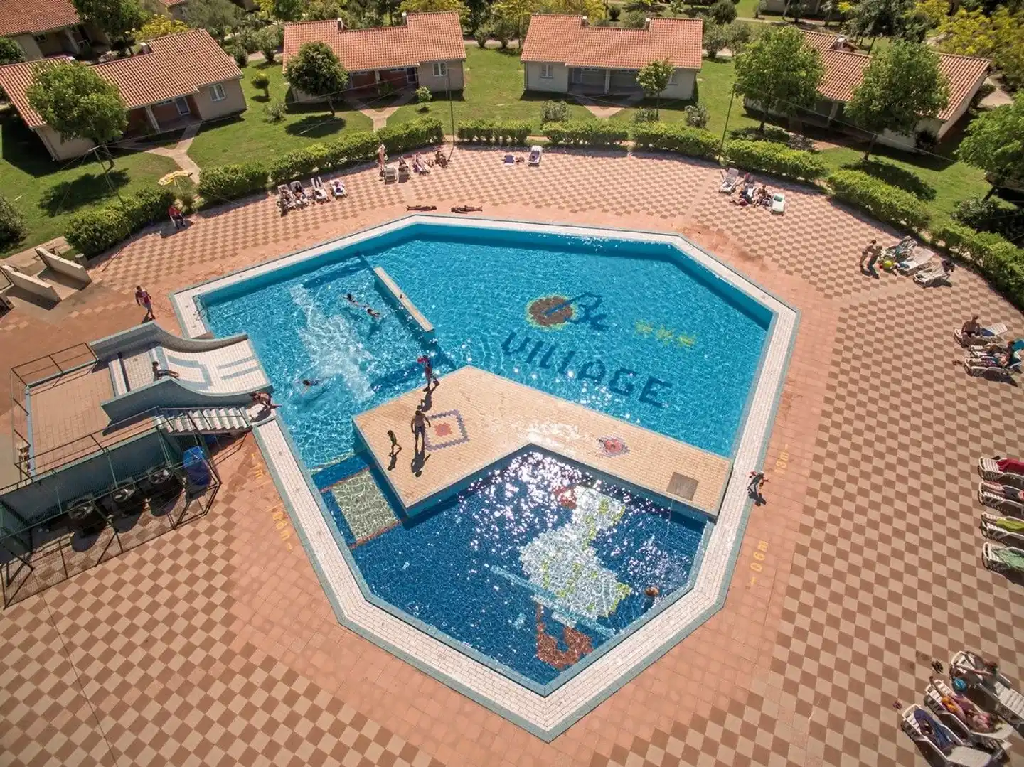 Bi Village Mobile Homes (by Happy Camp) Pool