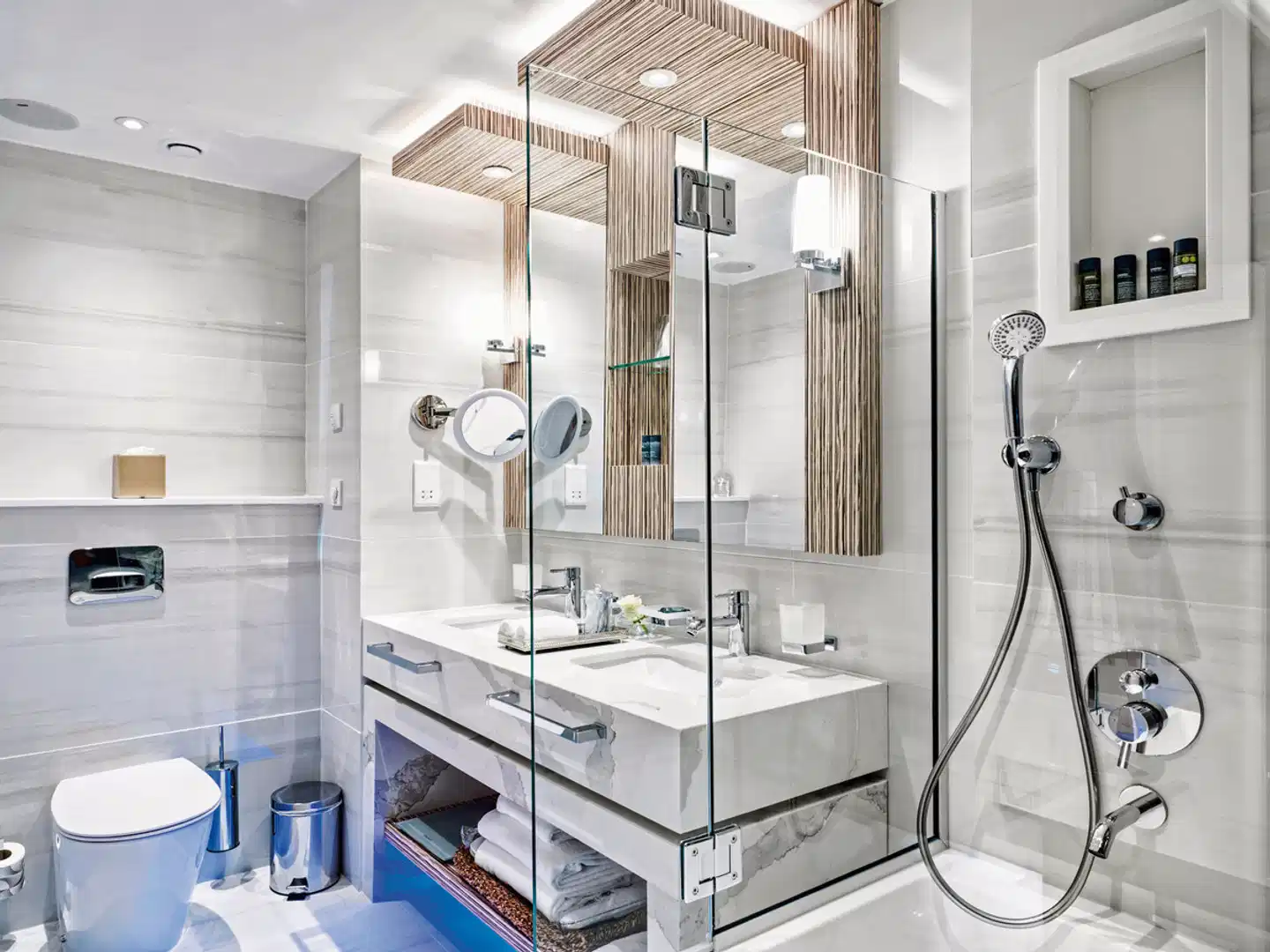 Amanti MadeForTwo Hotels Badezimmer