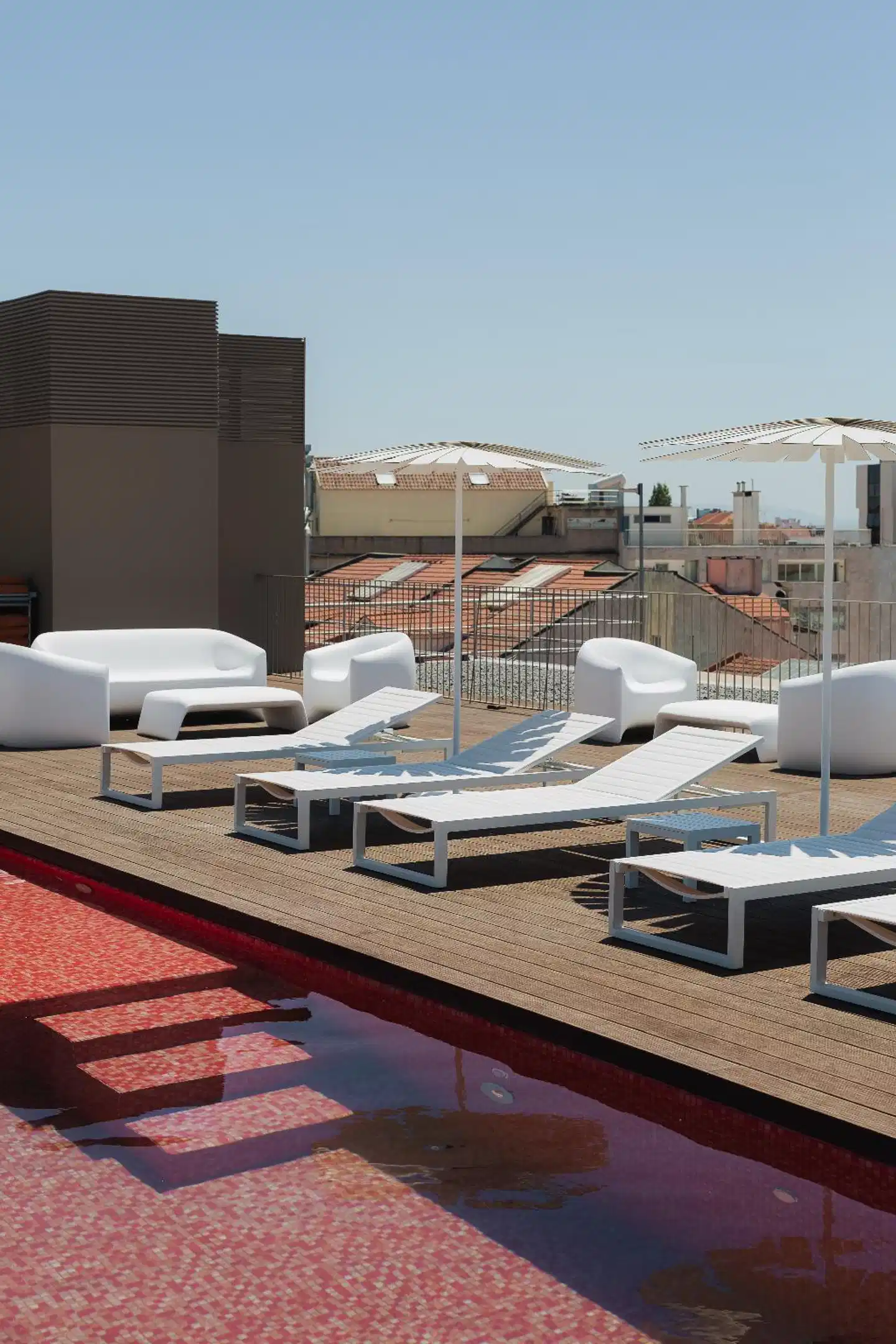 Lumen Hotel & The Lisbon Light Show Terrasse