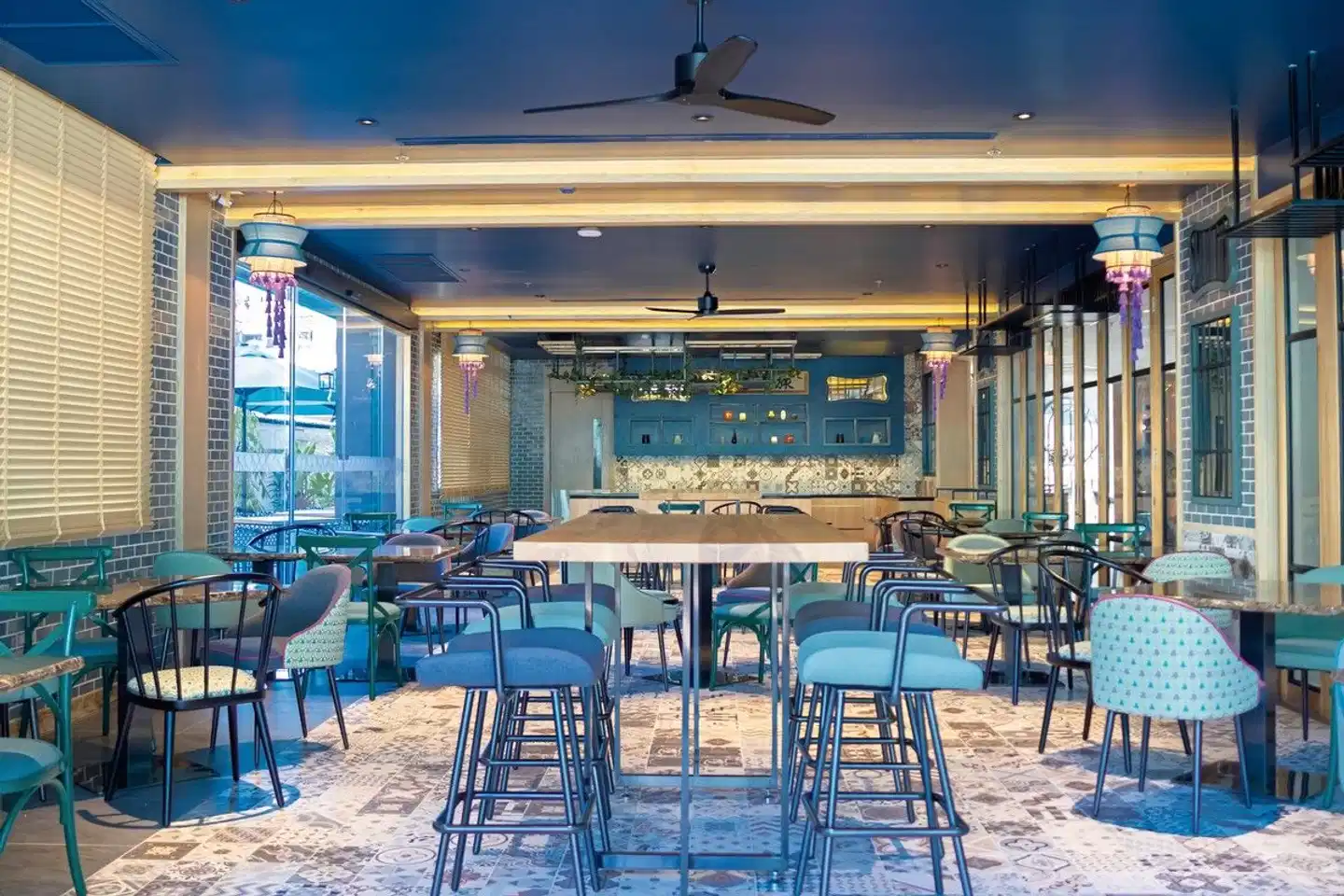 Glow Mira Karon Beach Bar