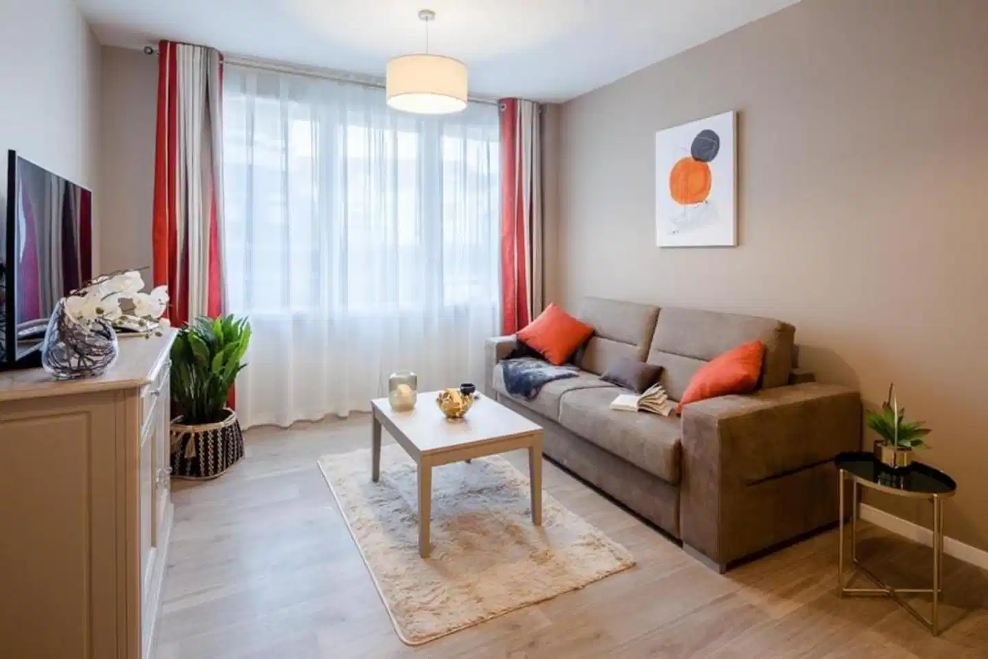 Zenao Suresnes Wohnbeispiel