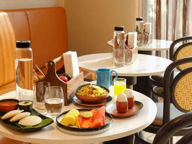 ibis Mumbai BKC Restaurant