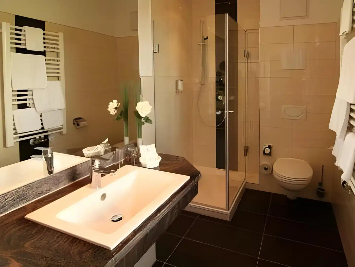 Hotel St. Georg - Regensburg Badezimmer