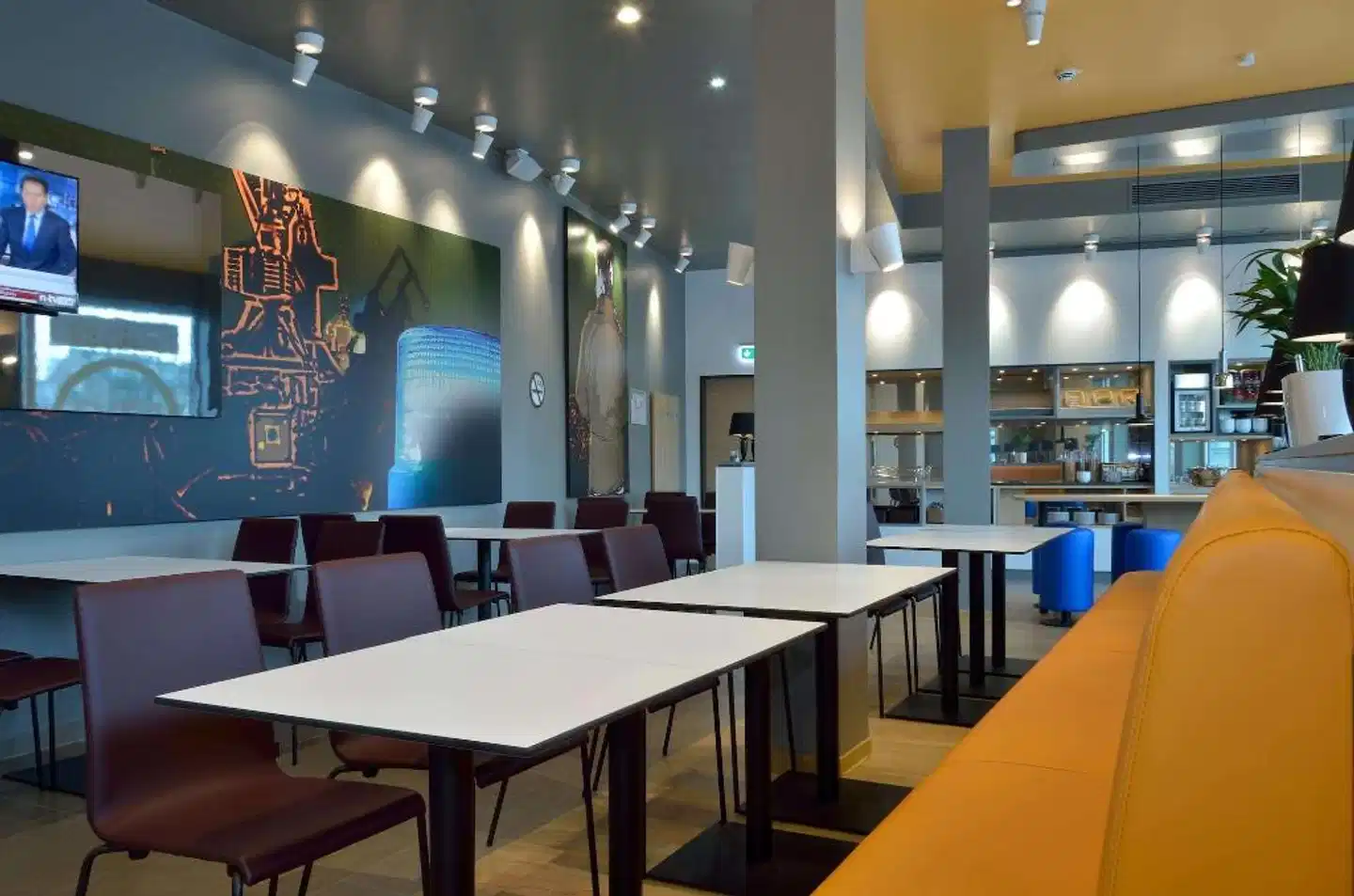 B&B Hotel Duisburg Hbf-Süd Lobby