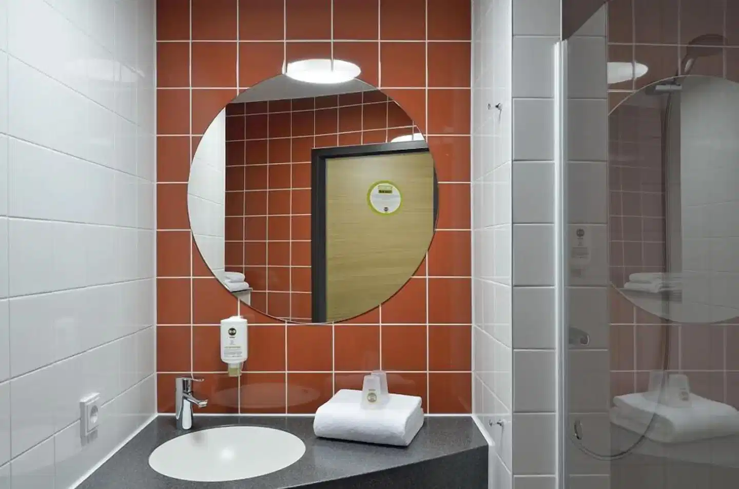 B&B Hotel Magdeburg-City Badezimmer