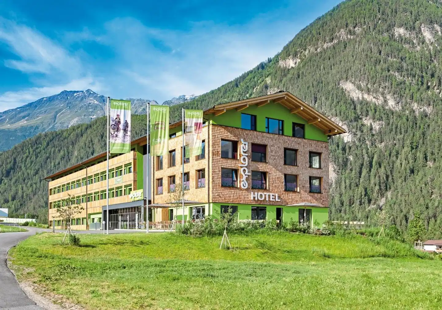 Explorer Hotel Ötztal Aussenansicht
