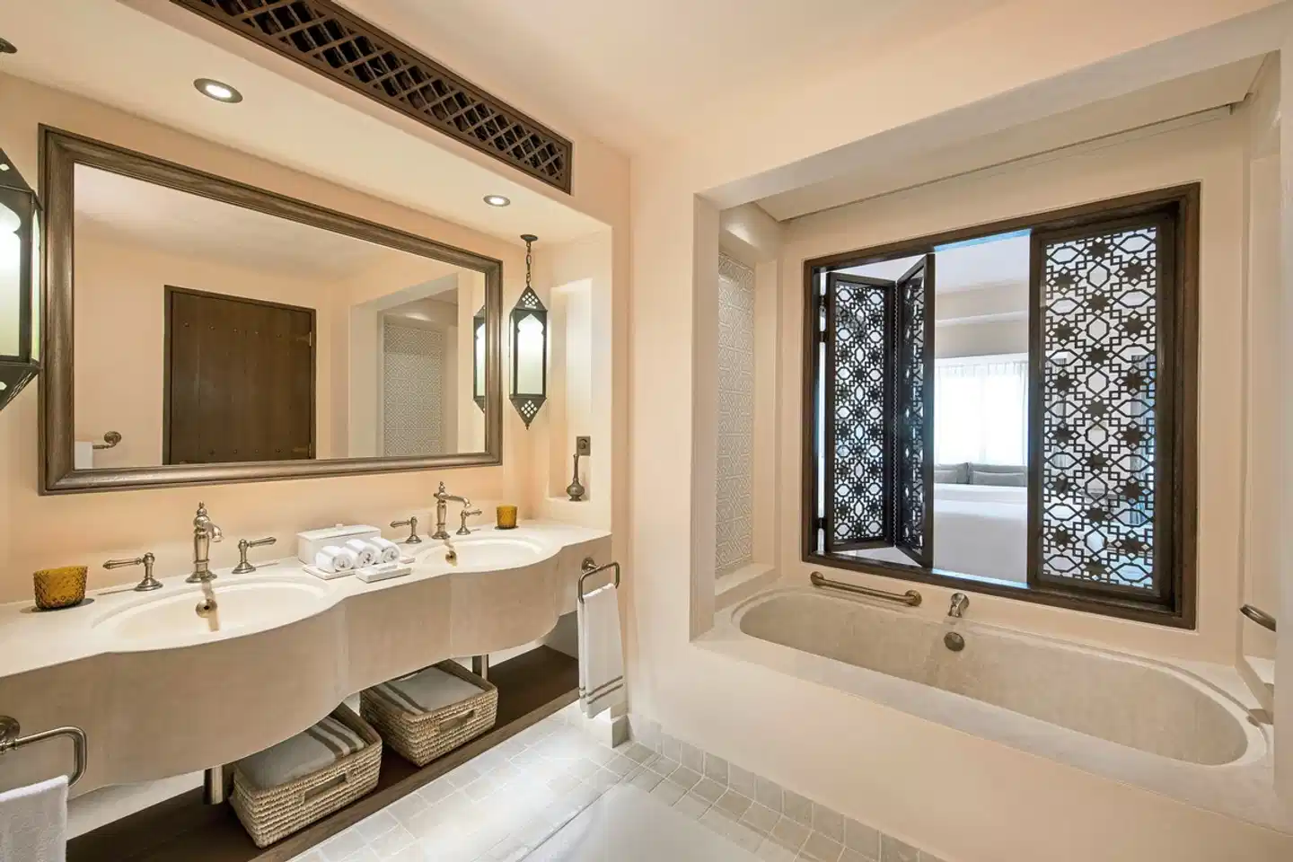 Al Wathba, a Luxury Collection Desert Resort & Spa, Abu Dhabi Badezimmer