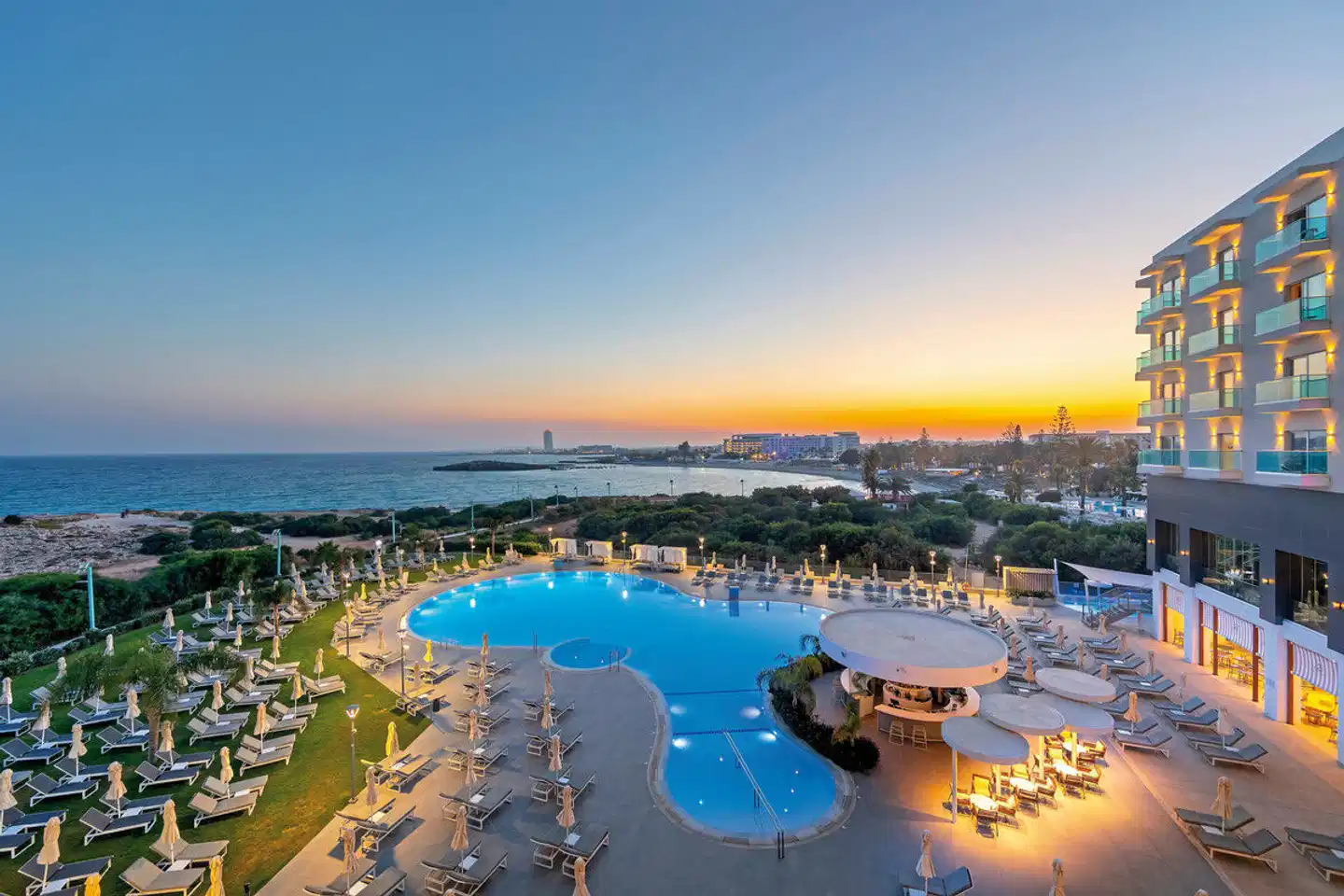 NissiBlu Beach Resort Pool