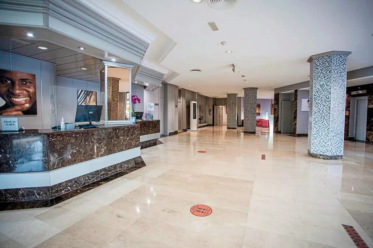 Servatur Don Miguel Lobby