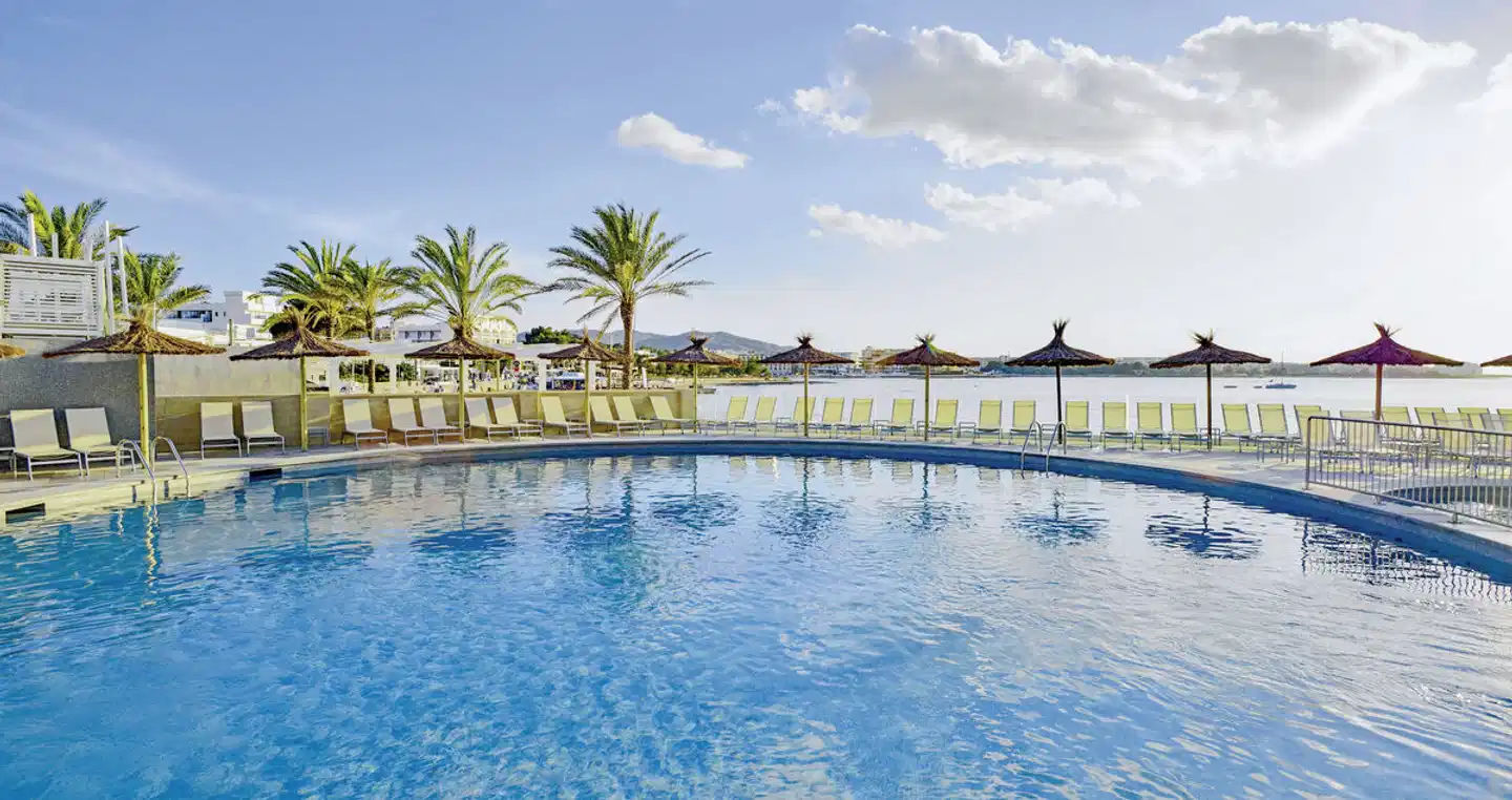 Alua Hawaii Ibiza by AMR Collection Pool