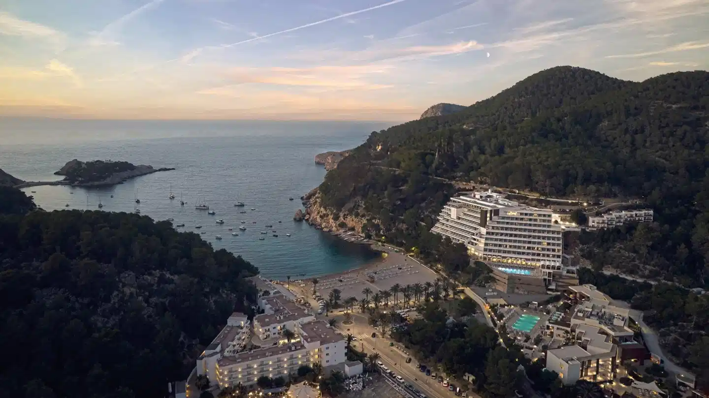 Cala San Miguel Hotel Ibiza, Curio Collection by Hilton Aussenansicht
