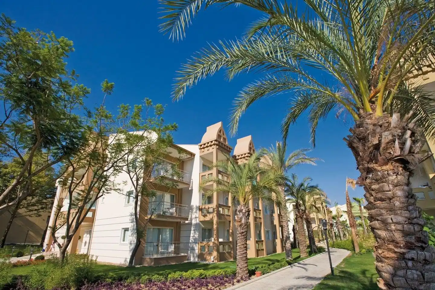 Kamelya Aishen Club Aussenansicht