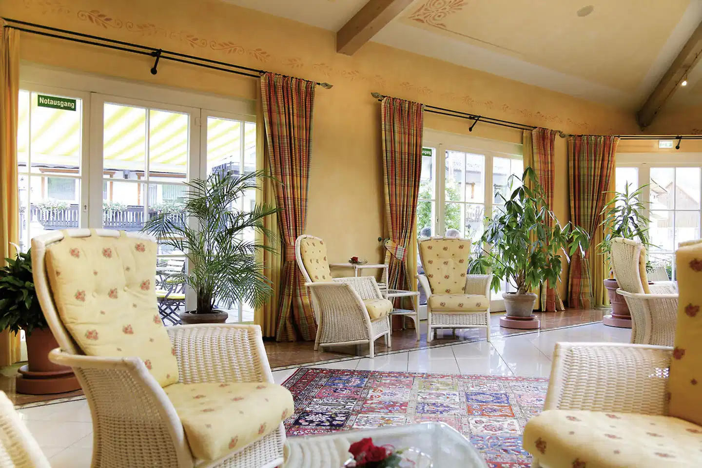 Häfner's Flair Hotel Adlerbad Wohnbeispiel